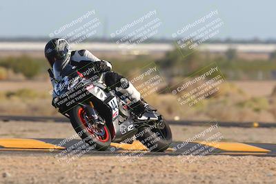 media/Nov-06-2023-Moto Forza (Mon) [[ce023d0744]]/3-Intermediate Group/Session 5 (Turn 4)/